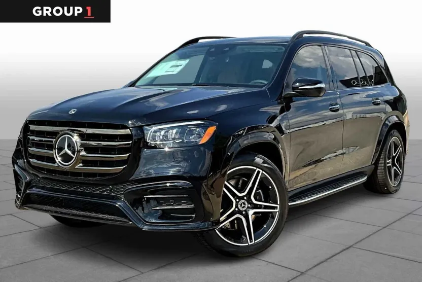 2026 Mercedes Benz GLS 450 4MATIC photo 1