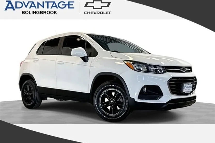 2020 Chevrolet Trax LS photo 1