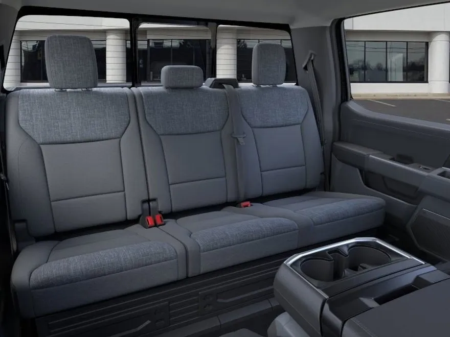 2025 Ford F-150 XLT photo 10