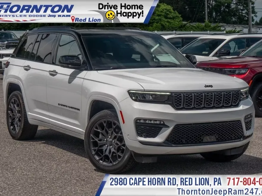 2025 Jeep Grand Cherokee Summit photo 1