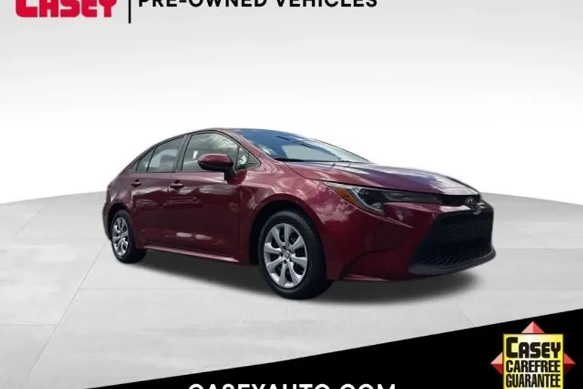 2022 Toyota Corolla LE photo 1