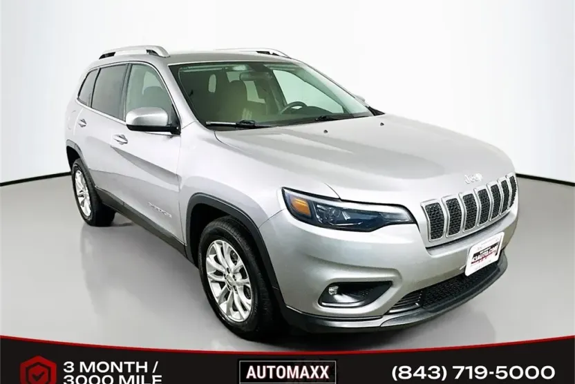 2019 Jeep Cherokee Latitude photo 1