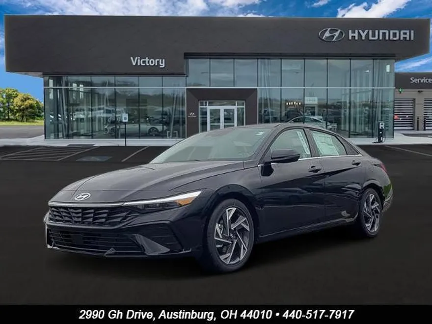 2025 Hyundai Elantra Limited photo 1