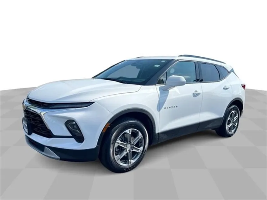 2023 Chevrolet Blazer 2LT photo 1