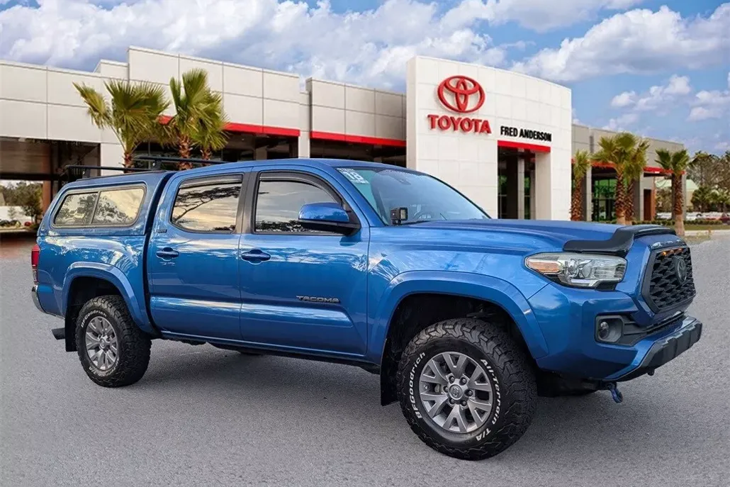2018 Toyota Tacoma SR5 photo 1