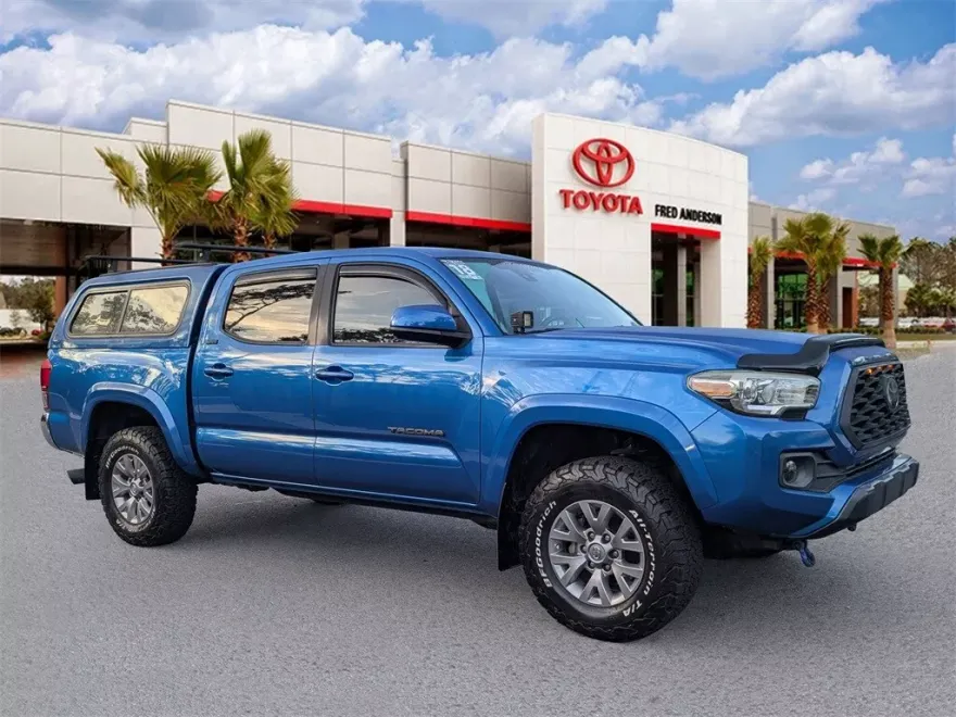 2018 Toyota Tacoma SR5 photo 1