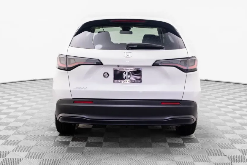 2026 Honda HR-V LX photo 1