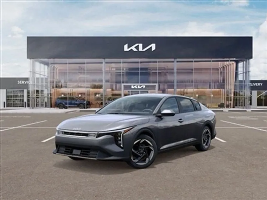 2025 Kia K4 EX photo 1