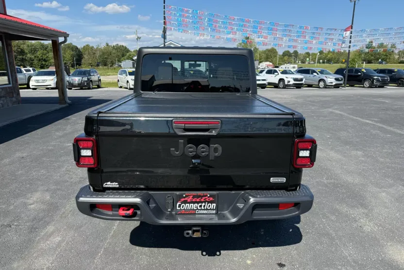 2020 Jeep Gladiator Overland photo 1