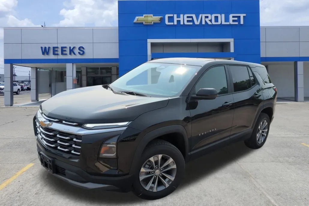 2026 Chevrolet Equinox LT photo 1