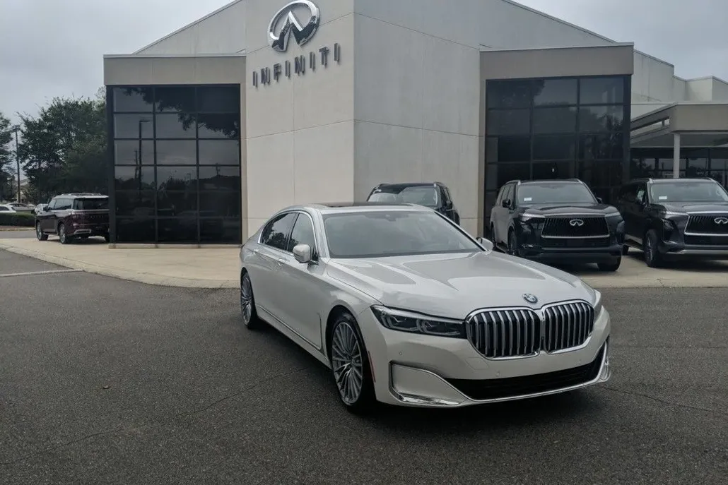 2022 Bmw 740Li photo 1