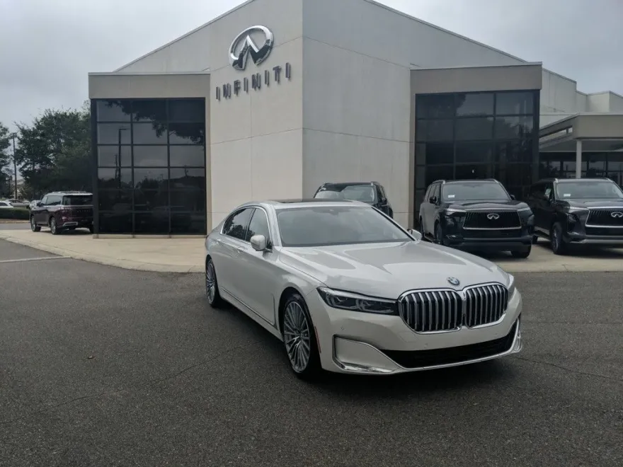 2022 Bmw 740Li photo 1