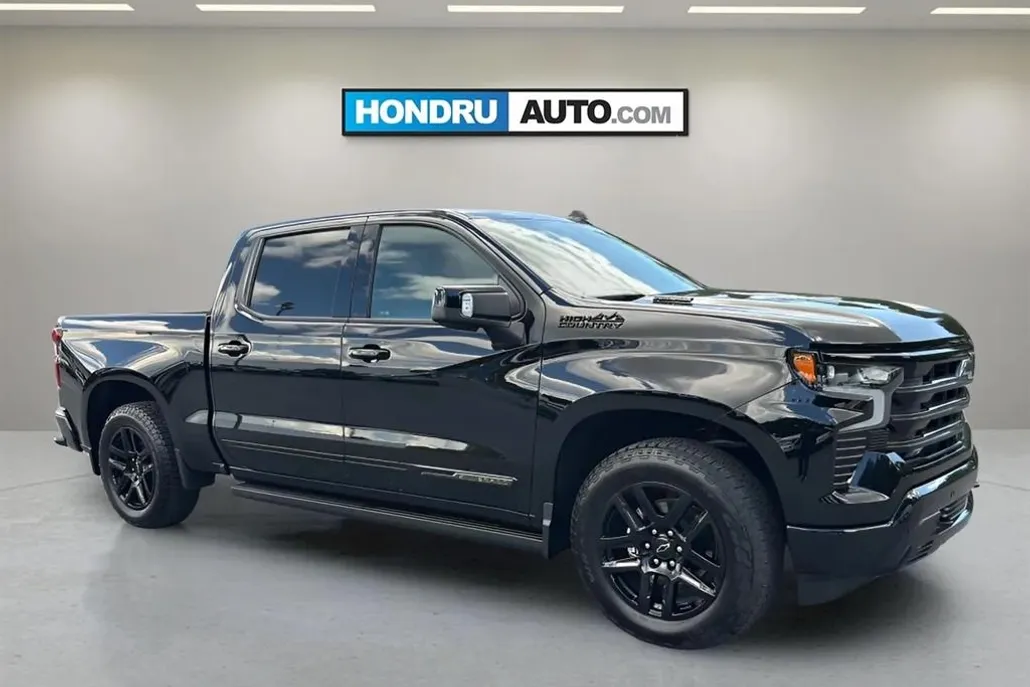 2024 Chevrolet Silverado 1500 High Country photo 1
