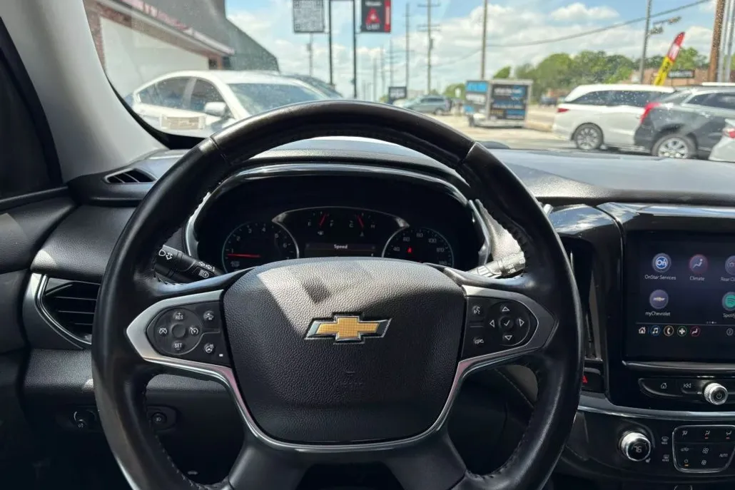 2020 Chevrolet Traverse photo 1