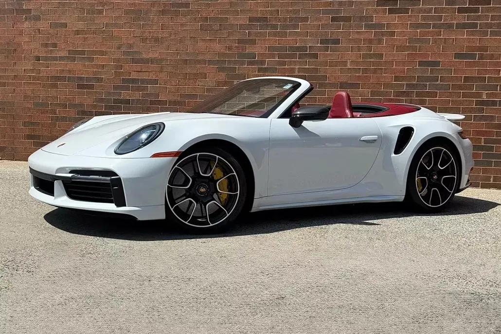 2022 Porsche 911 Turbo S Cabriolet photo 1