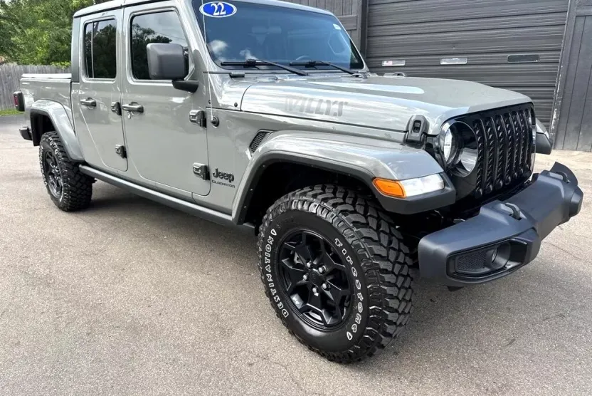 2022 Jeep Gladiator Willys photo 1