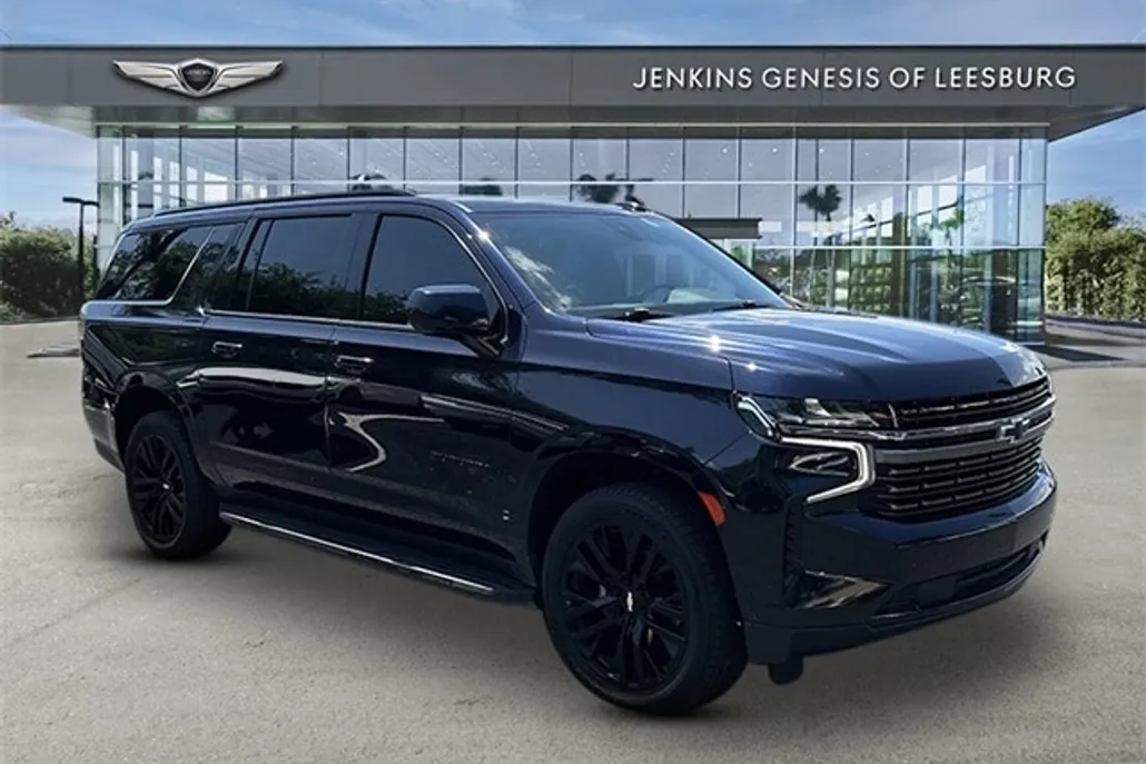 2021 Chevrolet Suburban RST photo 1