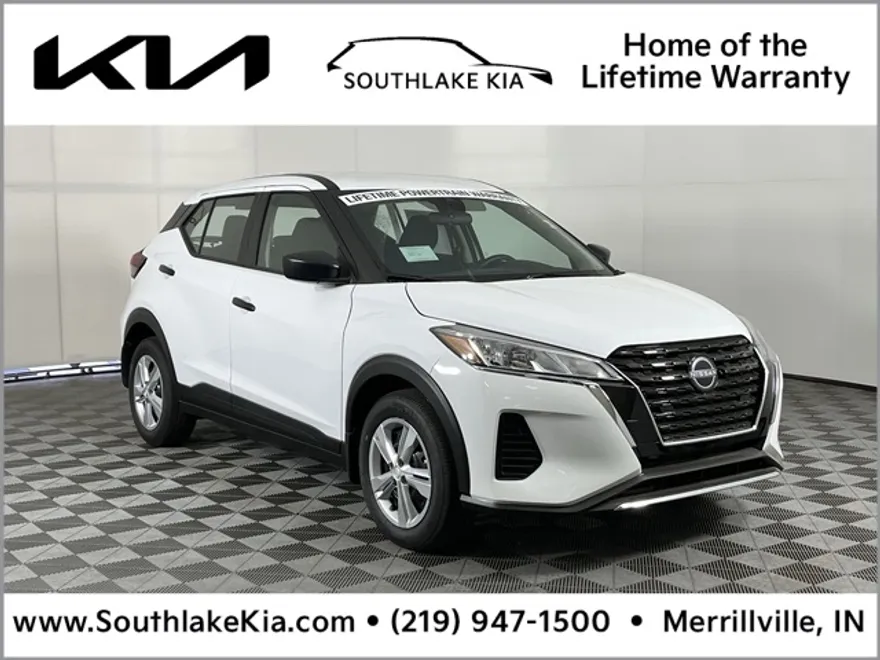 2025 Nissan Kicks Play S photo 1