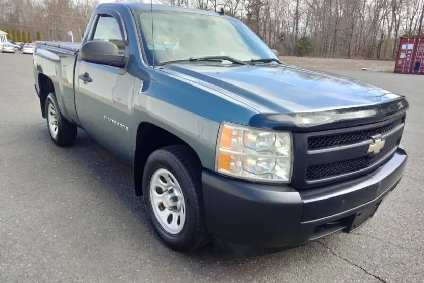 2007 Chevrolet Silverado 1500 Work Truck photo 1