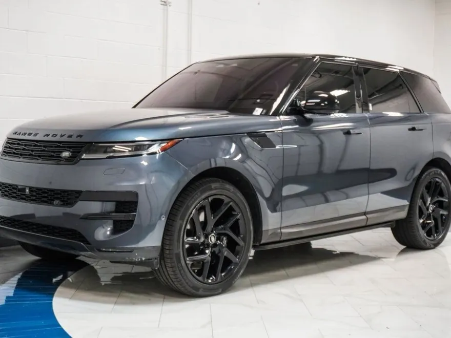 2023 Land Rover Range Rover Sport P360 SE photo 1