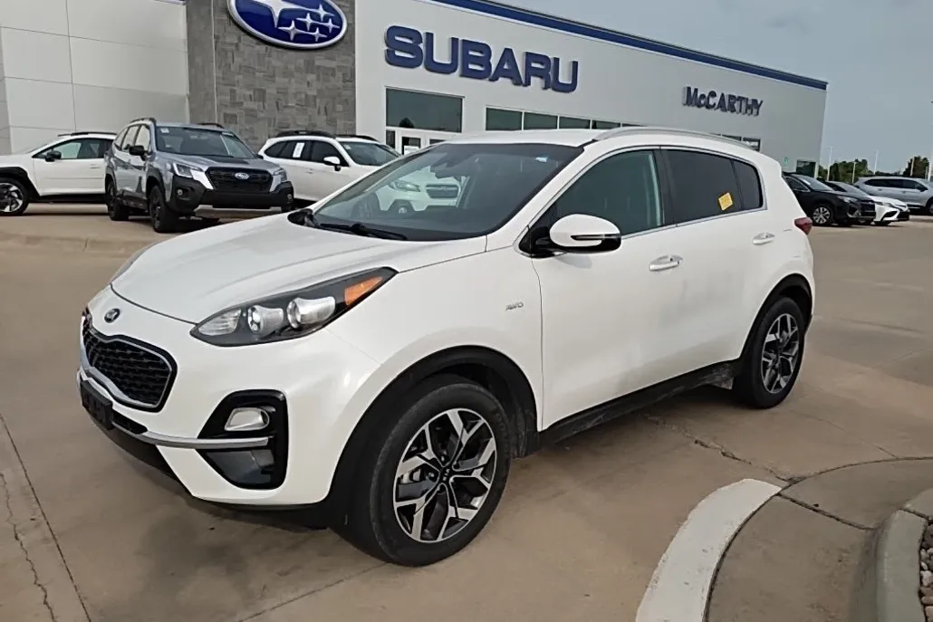 2020 Kia Sportage EX photo 1