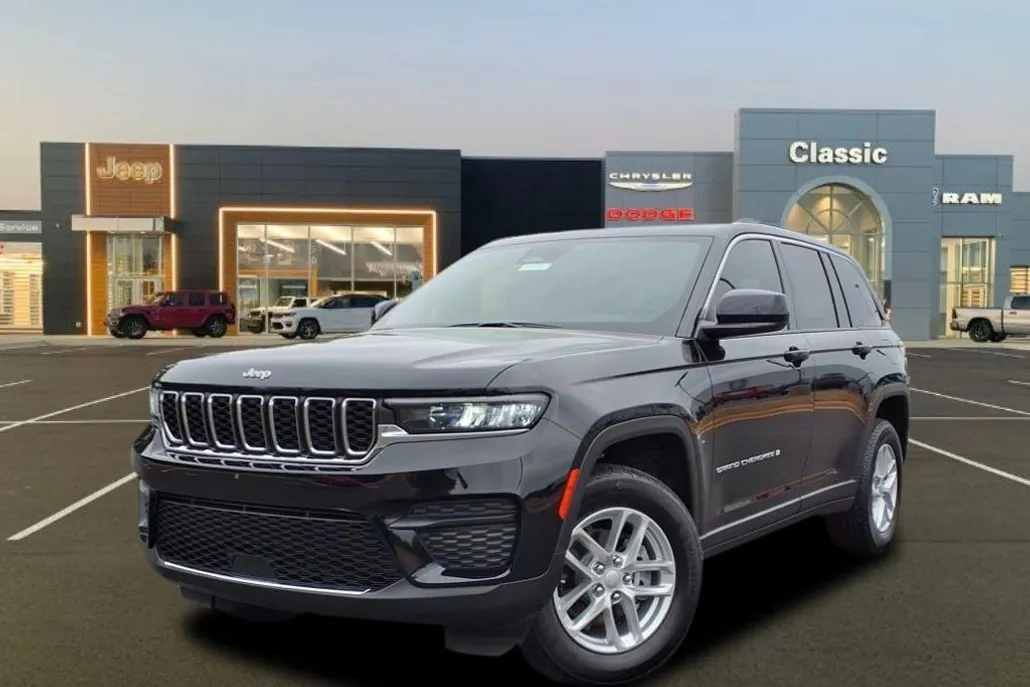 2024 Jeep Grand Cherokee Laredo X photo 1
