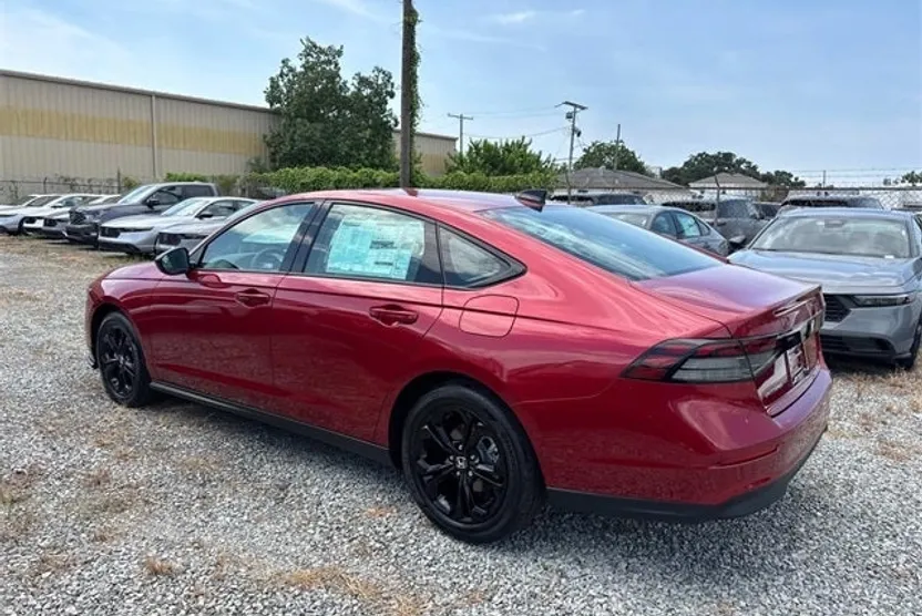 2025 Honda Accord SE photo 1