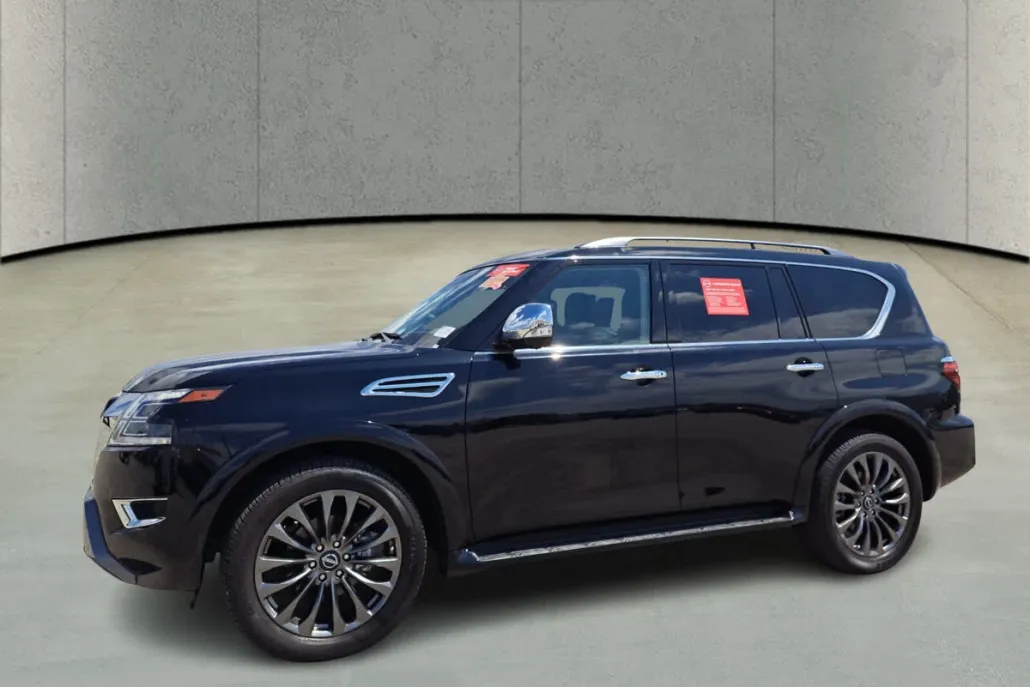 2024 Nissan Armada Platinum photo 1