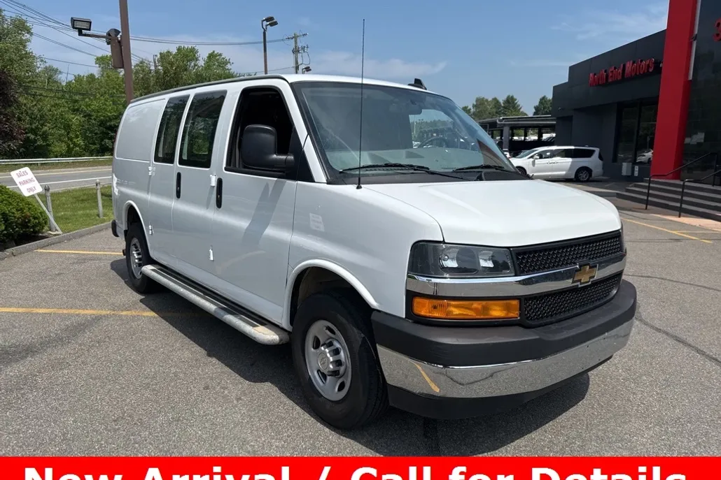 2024 Chevrolet Express Cargo Van photo 1