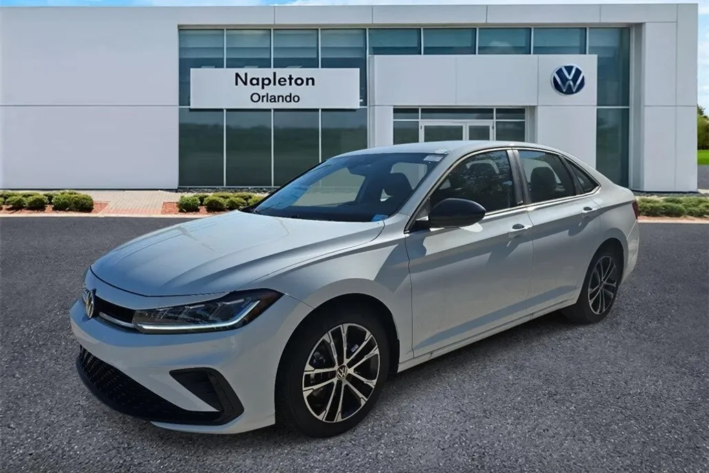 2025 Volkswagen Jetta 1.5T Sport photo 1