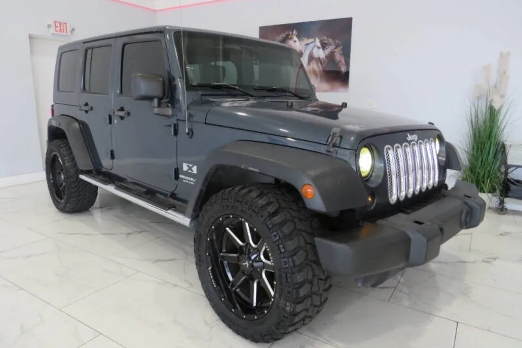 2008 Jeep Wrangler Unlimited X photo 1