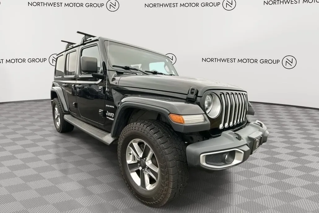 2019 Jeep Wrangler Sahara photo 1
