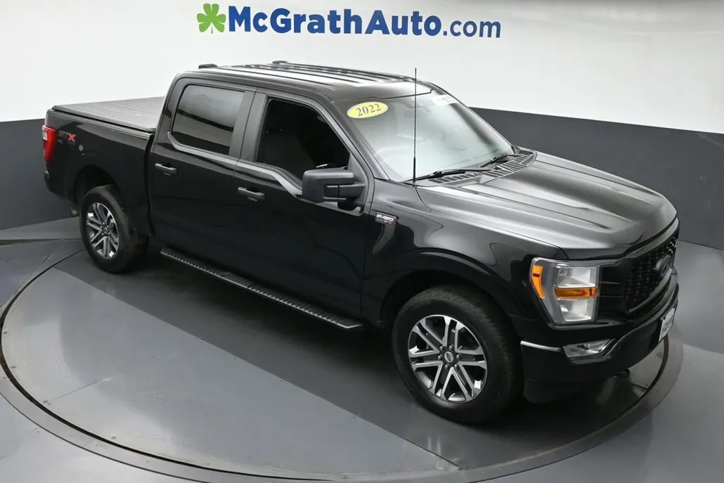 2022 Ford F-150 XL photo 1