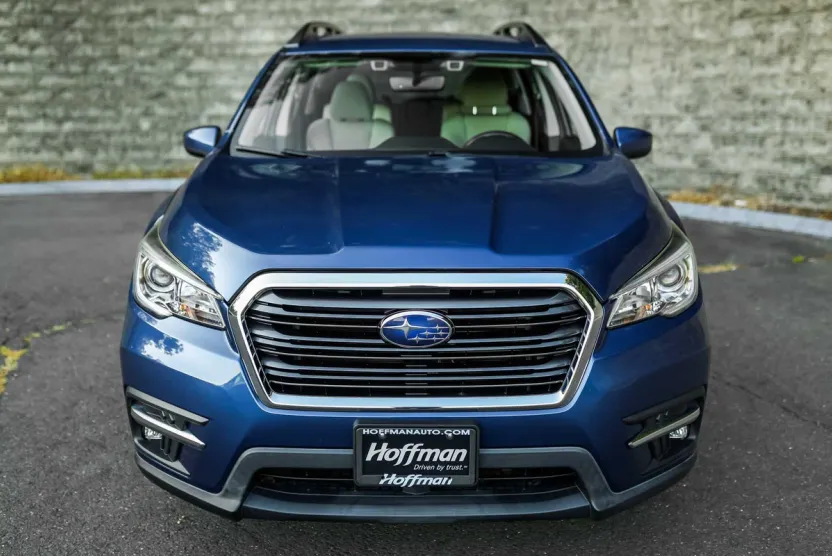 2019 Subaru Ascent Premium photo 1
