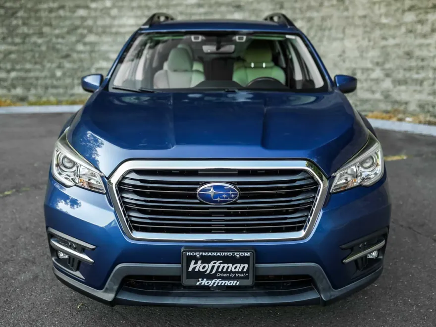 2019 Subaru Ascent Premium photo 1