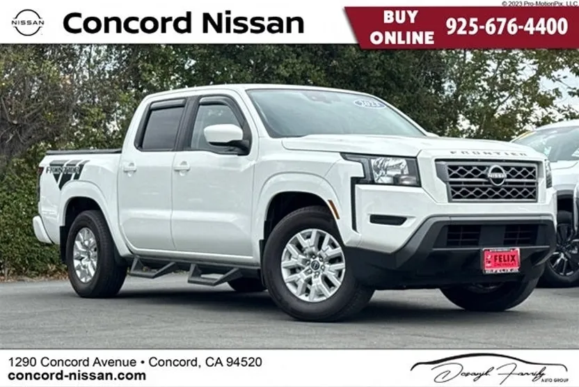 2023 Nissan Frontier SV photo 1