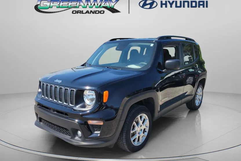 2022 Jeep Renegade Latitude photo 1