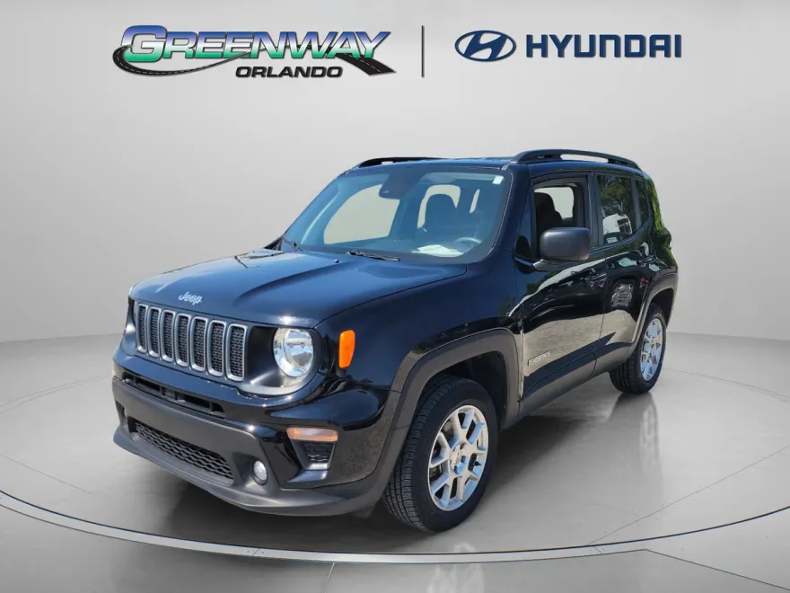 2022 Jeep Renegade Latitude photo 1