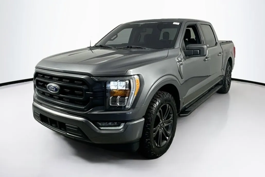 2022 Ford F-150 XLT photo 1