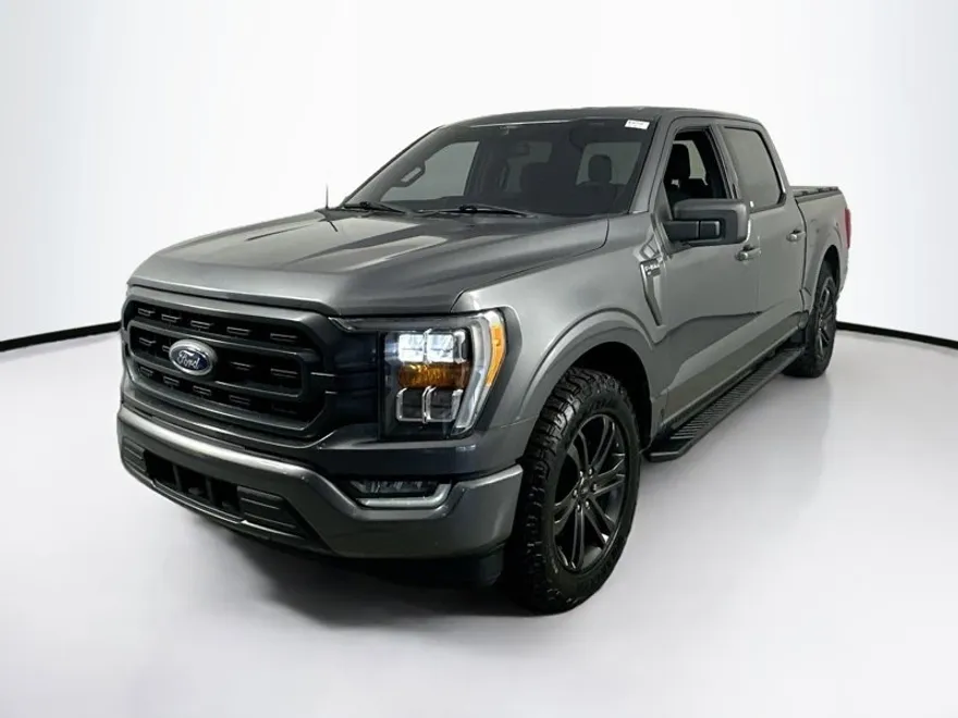 2022 Ford F-150 XLT photo 1