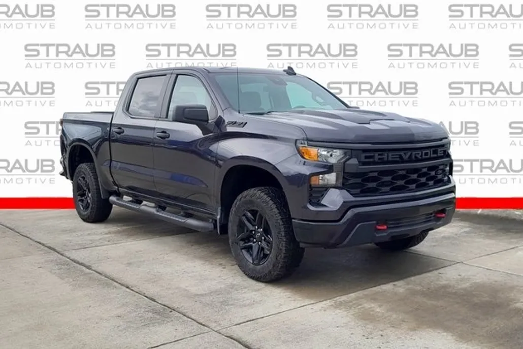 2024 Chevrolet Silverado 1500 Custom Trail Boss photo 1