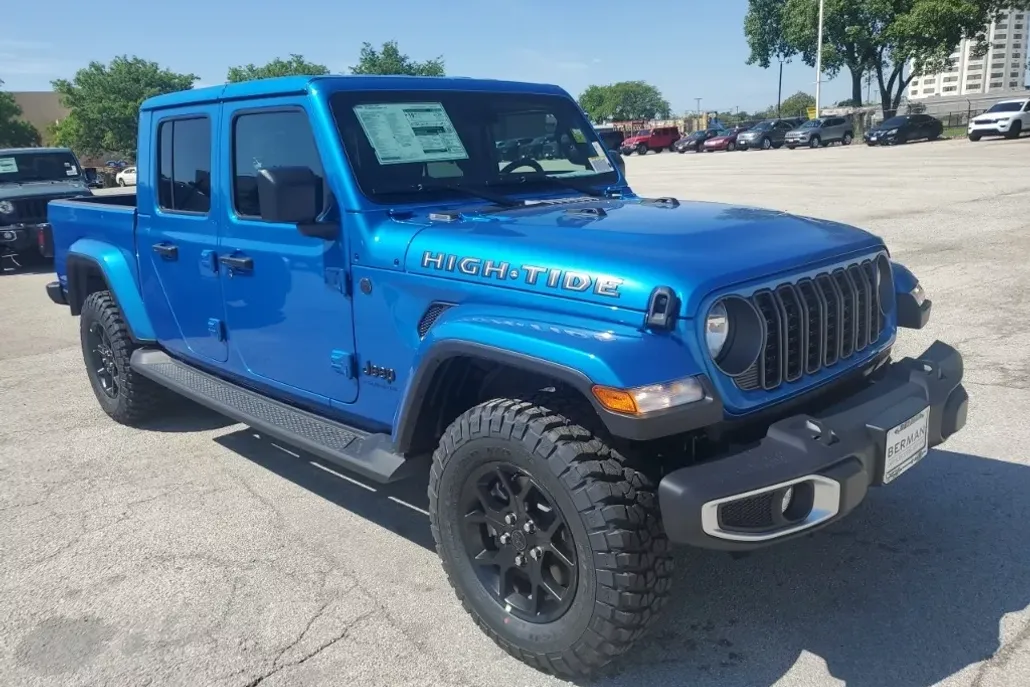 2025 Jeep Gladiator Sport photo 1