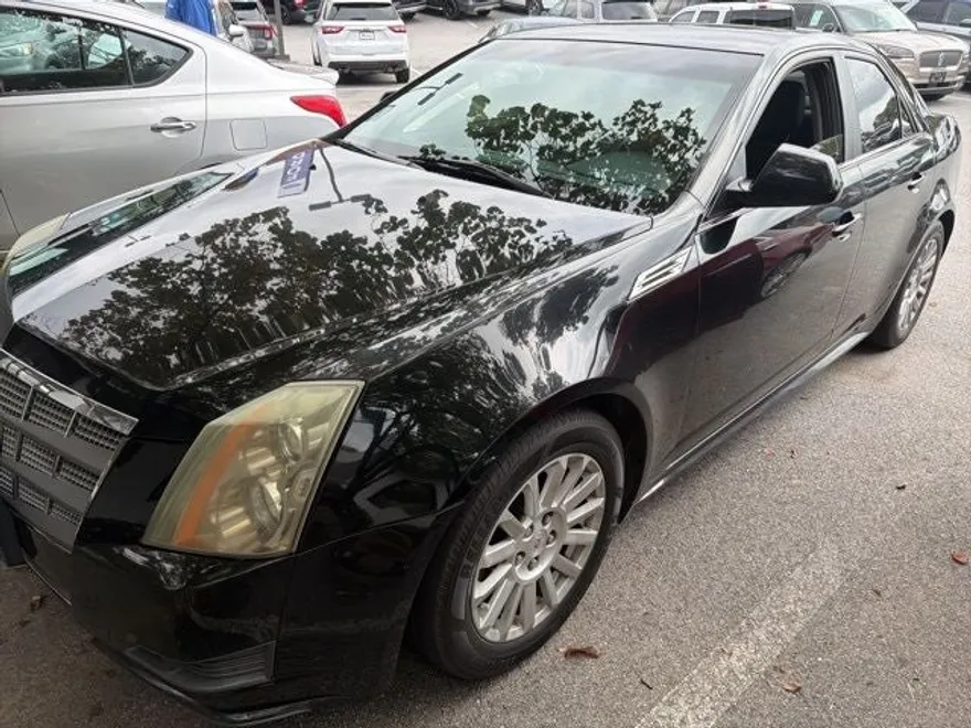 2010 Cadillac CTS Luxury photo 1