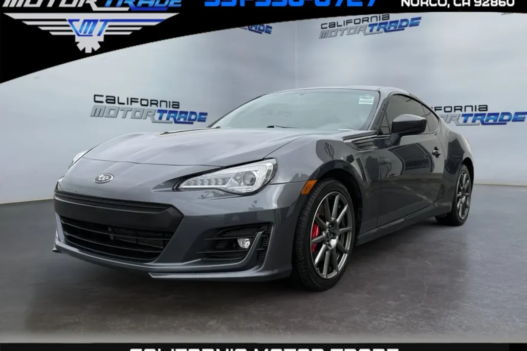 2020 Subaru BRZ Limited photo 1