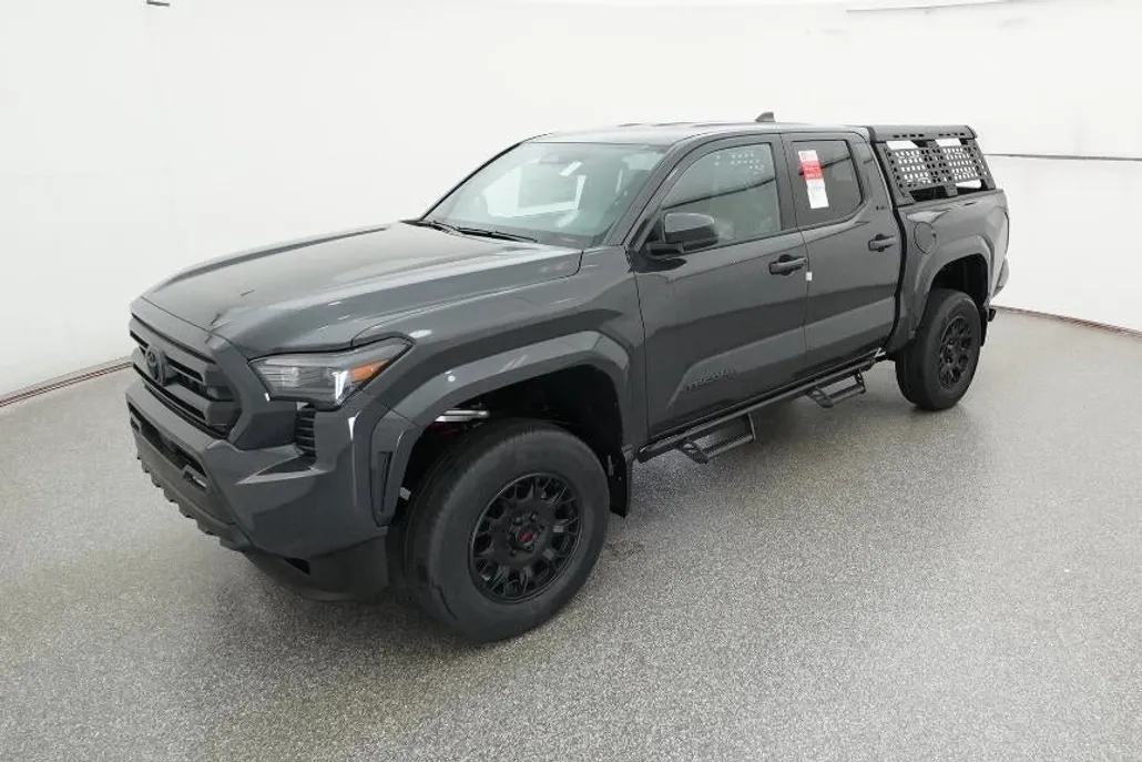 2025 Toyota Tacoma SR5 photo 1