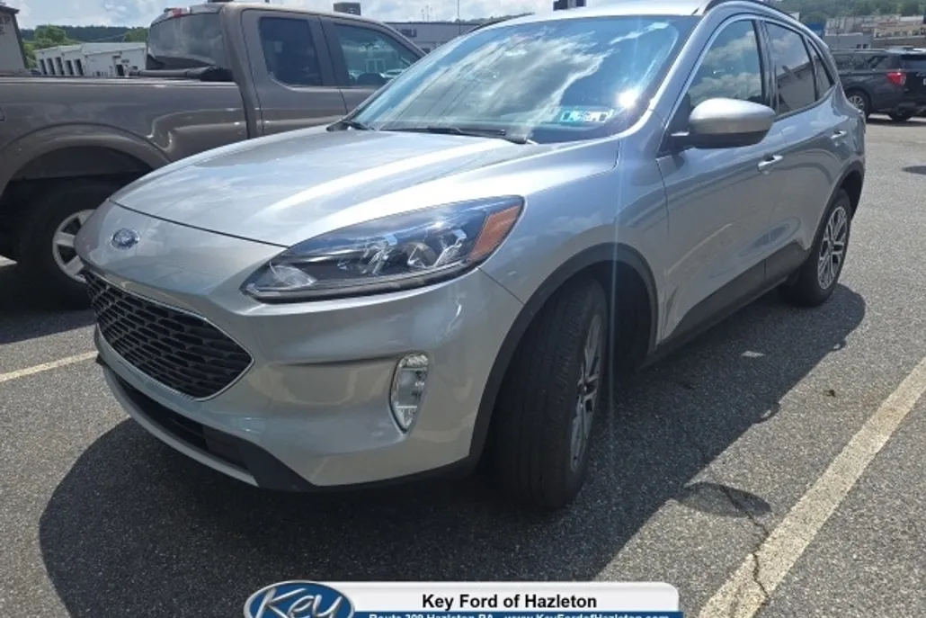 2021 Ford Escape SEL photo 1