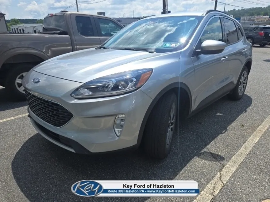 2021 Ford Escape SEL photo 1