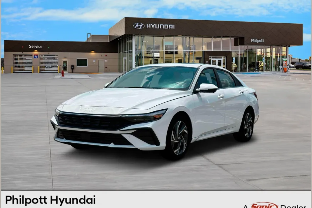 2025 Hyundai Elantra Limited photo 1