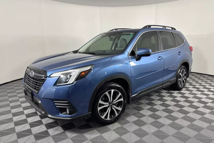 2023 Subaru Forester Limited photo 1