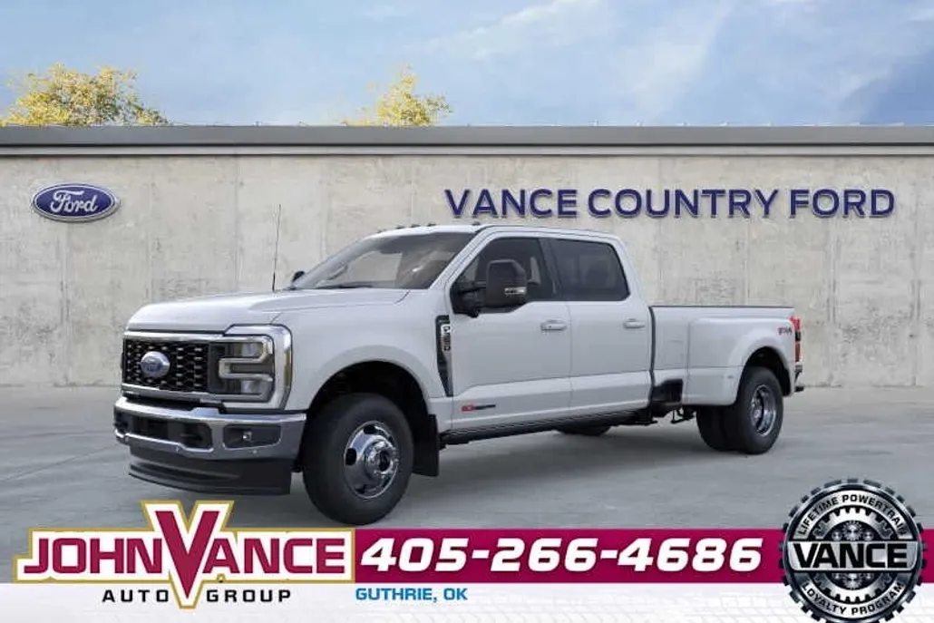 2025 Ford F-350 Lariat photo 1